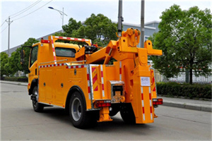 合作高速路拖车费